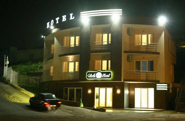 Columbus Hotel Odessa Exterior foto